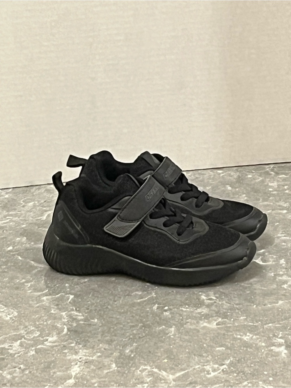 DREAM PAIRS CONTACT-K Kids Sneakers Black Toddler Size 10